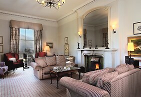 Macdonald Leeming House