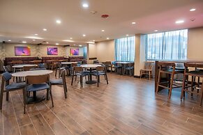 Fairfield Inn & Suites Dallas DFW Airport South/Irving