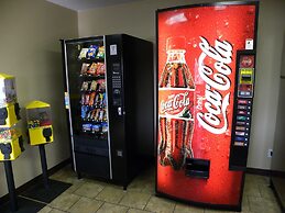 New Victorian Inn and Suites