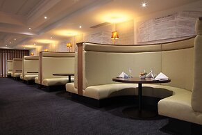 Renaissance London Heathrow Hotel