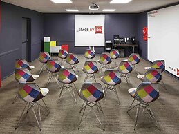 ibis London Luton Airport