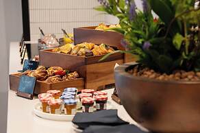 Crowne Plaza Birmingham City Centre by IHG