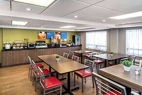 Comfort Inn East