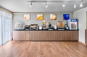 Comfort Inn East