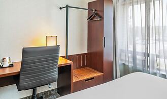Comfort Inn East