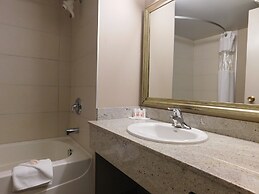Ramada by Wyndham Kamloops