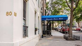 Riverside Tower Hotel