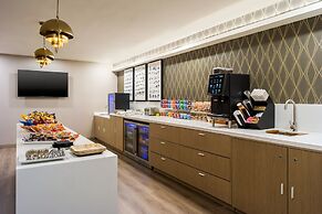 Delta Hotels by Marriott Ontario Airport