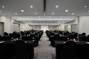 Protea Hotel by Marriott Karridene Beach