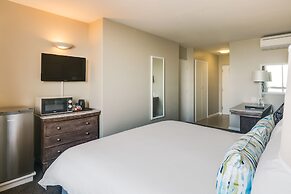 Protea Hotel by Marriott Karridene Beach