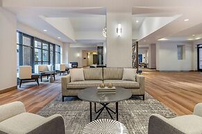 Sheraton Suites Old Town Alexandria