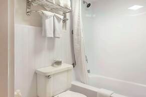 Best Western Mill River Manor