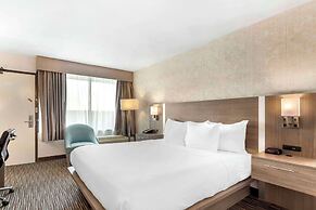 Best Western Mill River Manor