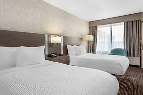 Best Western Mill River Manor