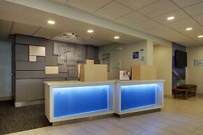 Holiday Inn Express Voorhees - Mt. Laurel  by IHG