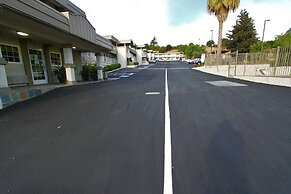 Budget Inn of Hayward