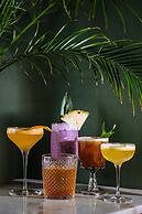 Kimpton Alton Fisherman's Wharf by IHG