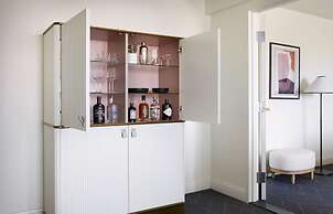 Kimpton Alton Fisherman's Wharf by IHG