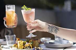 Kimpton Alton Fisherman's Wharf by IHG