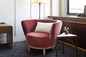 Kimpton Alton Fisherman's Wharf by IHG