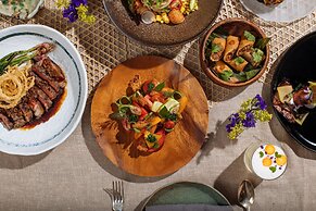 Kimpton Alton Fisherman's Wharf by IHG