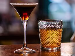 Kimpton Alton Fisherman's Wharf by IHG