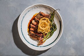 Kimpton Alton Fisherman's Wharf by IHG