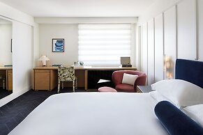 Kimpton Alton Fisherman's Wharf by IHG