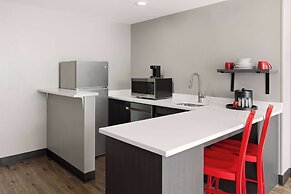 Hawthorn Extended Stay by Wyndham Ellsworth / Bar Harbor