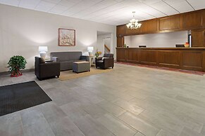 Hawthorn Extended Stay by Wyndham Ellsworth / Bar Harbor