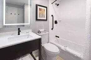 Hawthorn Extended Stay by Wyndham Ellsworth / Bar Harbor