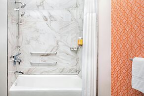Hotel Colonnade Coral Gables, Autograph Collection
