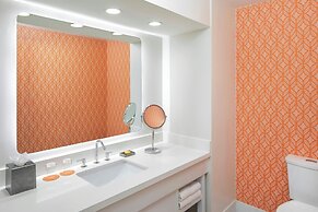 Hotel Colonnade Coral Gables, Autograph Collection