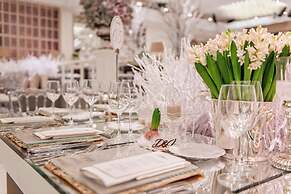 Renaissance Polat Istanbul Hotel