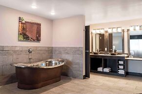 Copper King Convention Center, Ascend Hotel Collection