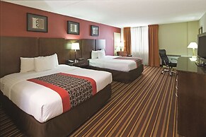 La Quinta Inn & Suites by Wyndham Salisbury