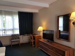 Travelodge by Wyndham Lake George NY