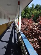 Travelodge by Wyndham Lake George NY