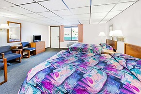 Knights Inn Mackinaw City