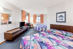 Knights Inn Mackinaw City