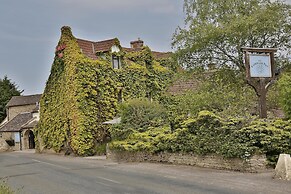 Best Western Compass Inn