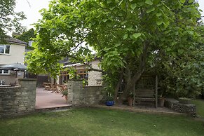 Best Western Compass Inn