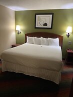 Ramada by Wyndham Rochelle Park Near Paramus