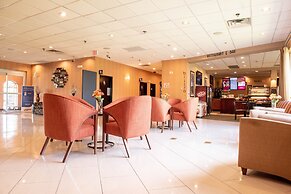 Clarion Inn Elmhurst - Oak Brook near I-88, I-290, I-294