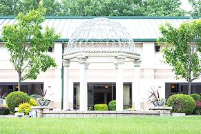 Clarion Inn Elmhurst - Oak Brook near I-88, I-290, I-294