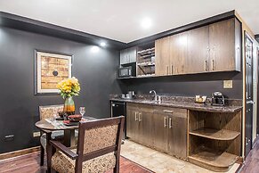 Clarion Inn Elmhurst - Oak Brook near I-88, I-290, I-294