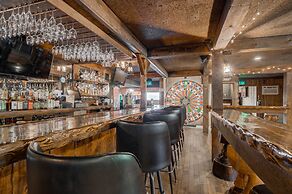 The Ridgeline Hotel at Yellowstone, Ascend Hotel Collection