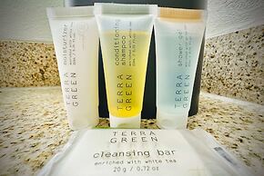 Days Inn by Wyndham WestEnd Alexandria,VA Washington DC Area