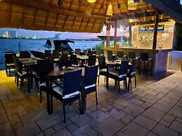 Sina Suites Cancún - Adults Only