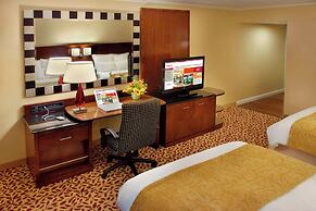 Trumbull Marriott Shelton